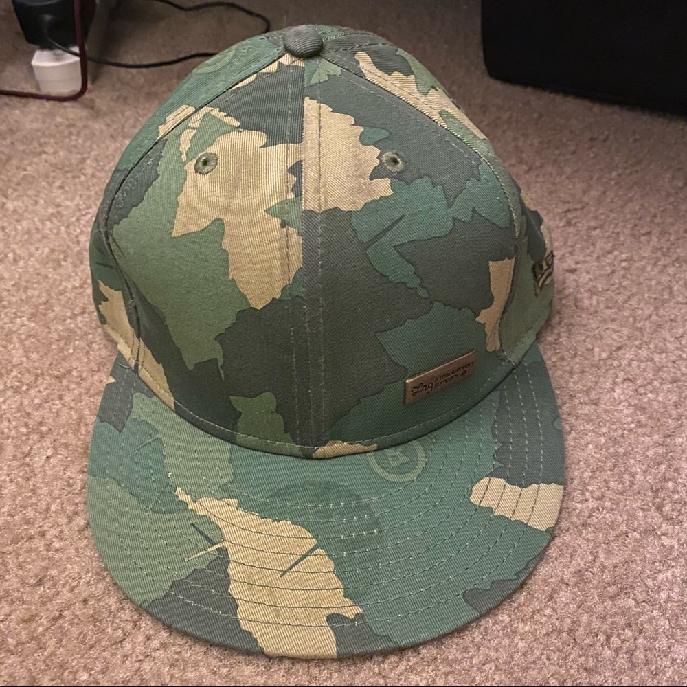 LRG new era size 7 1/2 camo